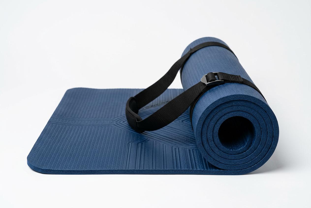 Gaiam Essentials Thick Yoga Mat
